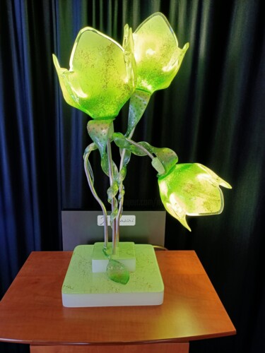 Lampe 3 tulipes vertes style art nouveau.