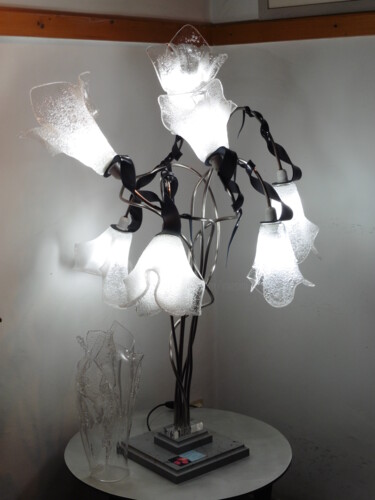 Lampe 7 tulipes blanches